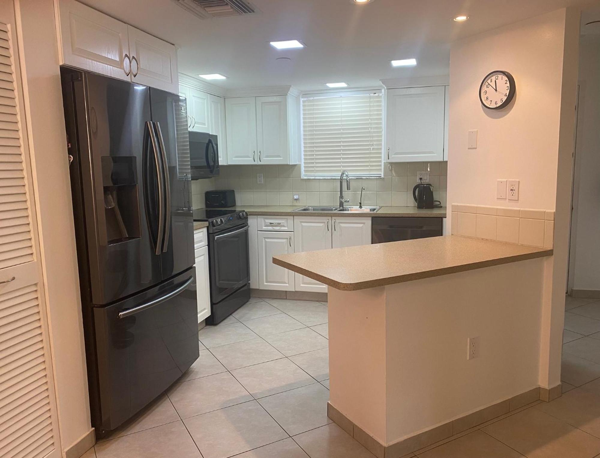 Villa Le Frontenac à Sunny Isles Beach Extérieur photo